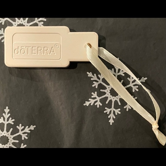 NWOT - doTERRA Ceramic Essential Oil Bottle Diffuser Ornament LIMITED EDITION - Picture 3 of 6